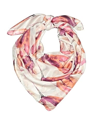 Isa & Stef Scarf (view 1)