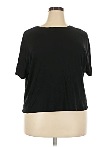 Gap Short Sleeve T-Shirt (view 1)
