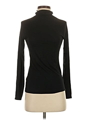HEATTECH Long Sleeve Turtleneck (view 1)