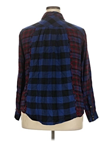 Torrid Long Sleeve Button-Down Shirt (view 2)