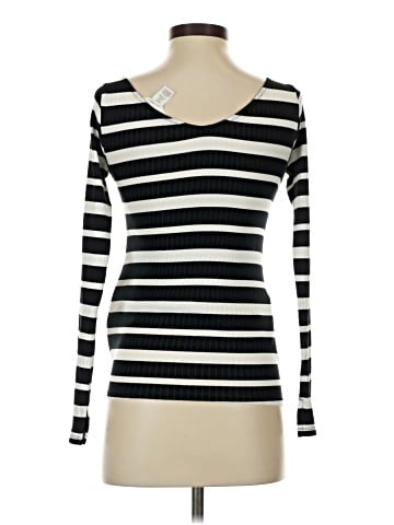 H&M Mama Long Sleeve T-Shirt (view 2)