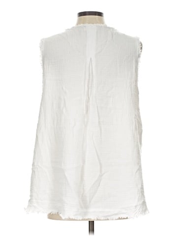 Umgee Sleeveless Blouse (view 2)