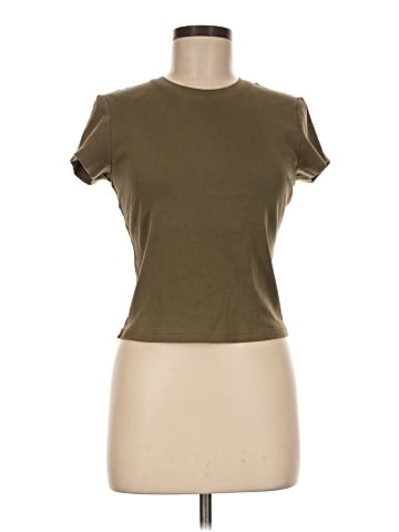 Uniqlo Short Sleeve T-Shirt (view 1)