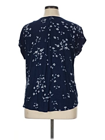 Liz Claiborne Short Sleeve Blouse (view 2)