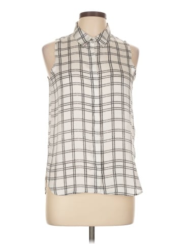 Forever 21 Sleeveless Button-Down Shirt (view 1)