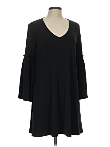 Karen Kane 3/4 Sleeve Top (view 1)