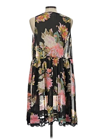 Maeve Cocktail Dress (view 2)