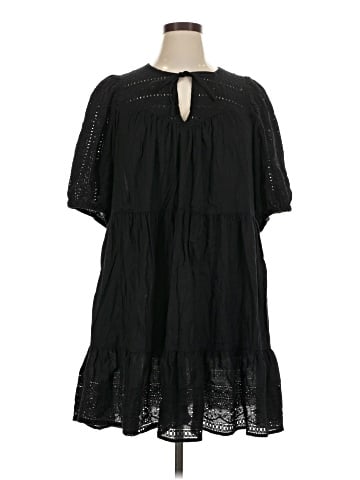 Old Navy Casual Dress (view 1)