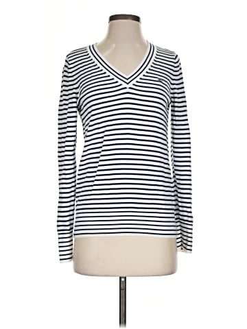 Vineyard Vines Pullover Sweater (view 1)