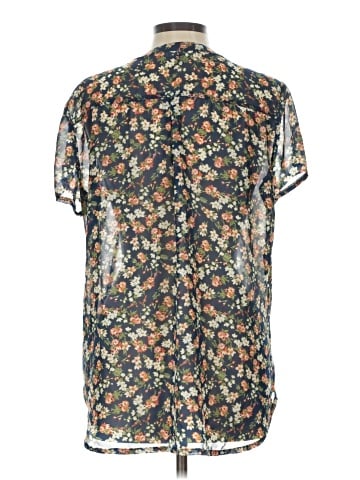 Sara Michelle Short Sleeve Blouse (view 2)