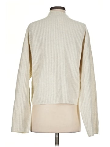Uniqlo Turtleneck Sweater (view 2)