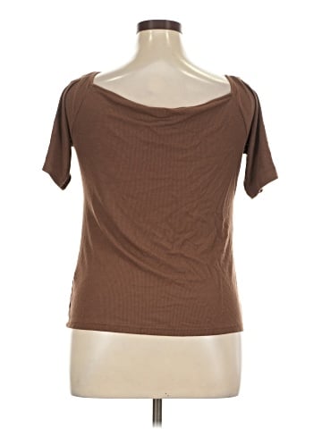 Gap Short Sleeve Top (view 2)