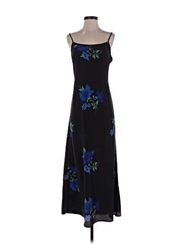 La Belle Casual Dress (view 1)