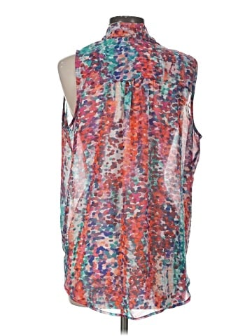 Bisou Bisou Sleeveless Blouse (view 2)