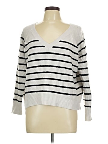 Old Navy Pullover Sweater (view 1)