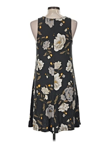 Old Navy Casual Dress (view 2)