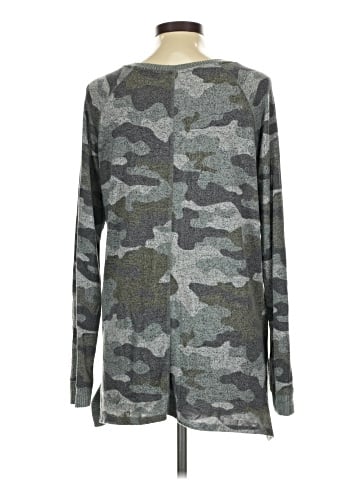 Maurices Long Sleeve T-Shirt (view 2)