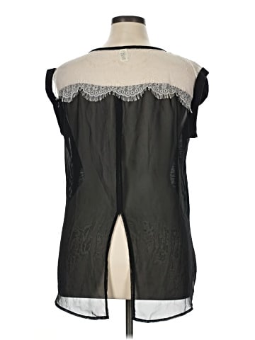 Hybrid Sleeveless T-Shirt (view 2)