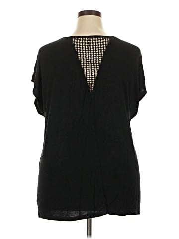 Lane Bryant Short Sleeve T-Shirt (view 2)