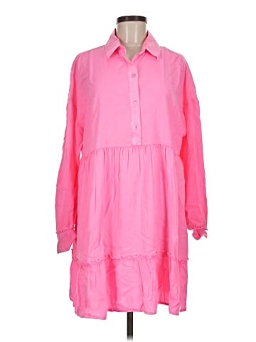 Crown & Ivy Casual Dress (view 1)