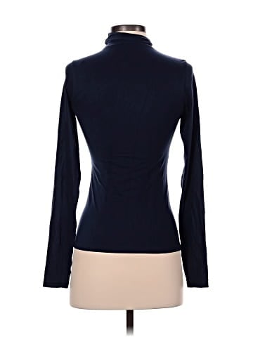 Lululemon Athletica Long Sleeve Turtleneck (view 2)