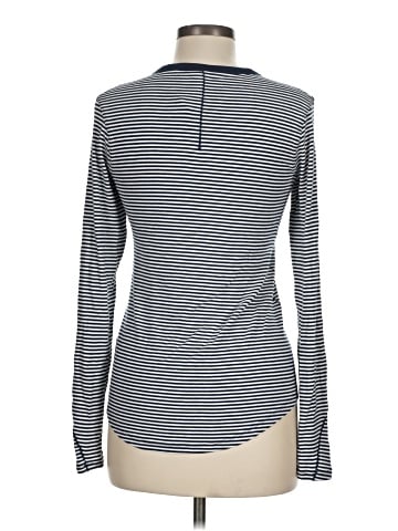 Lululemon Athletica Long Sleeve Turtleneck (view 2)