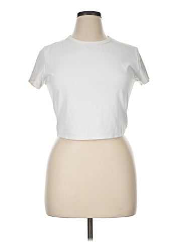 Uniqlo Short Sleeve T-Shirt (view 1)