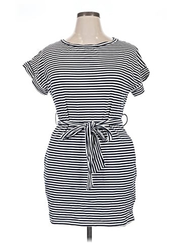 Unbranded Casual Dress (view 1)