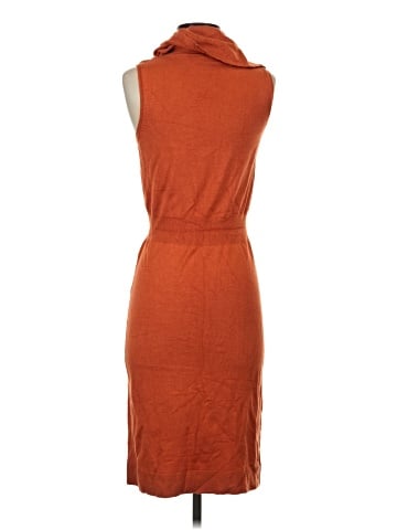 Outback Red Casual Dress (view 2)