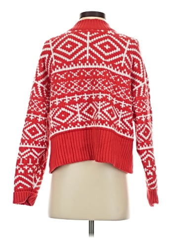 Old Navy Pullover Sweater (view 2)