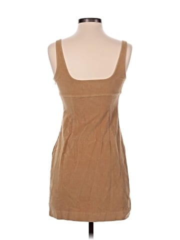 Urban Outfitters Casual Dress (view 2)