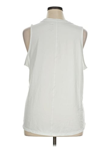 Nike Sleeveless T-Shirt (view 2)