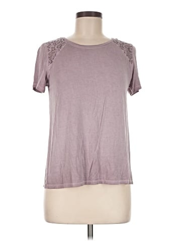 American Eagle Outfitters Short Sleeve T-Shirt (view 1)