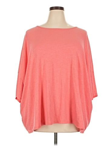 Old Navy 3/4 Sleeve T-Shirt (view 1)