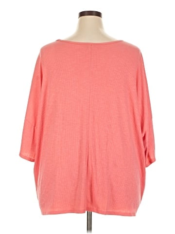 Old Navy 3/4 Sleeve T-Shirt (view 2)
