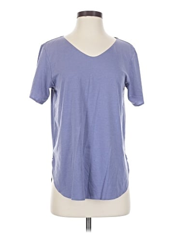 Uniqlo Short Sleeve T-Shirt (view 1)