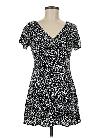 Bershka Casual Dress (view 1)