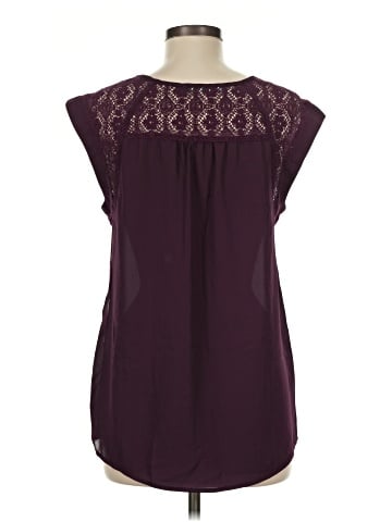 Maurices Sleeveless T-Shirt (view 2)