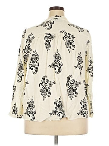 Lane Bryant 3/4 Sleeve Blouse (view 2)