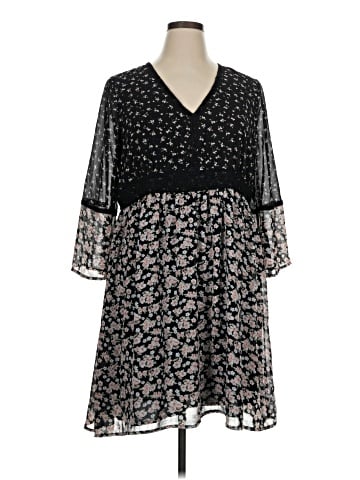 Suzanne Betro Casual Dress (view 1)