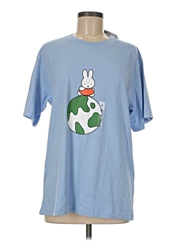 Uniqlo Short Sleeve T-Shirt (view 1)