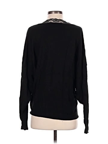 CAbi Long Sleeve Top (view 2)