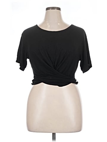 Victoria's Secret Short Sleeve T-Shirt (view 1)