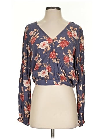 American Eagle Outfitters 3/4 Sleeve Blouse (view 1)