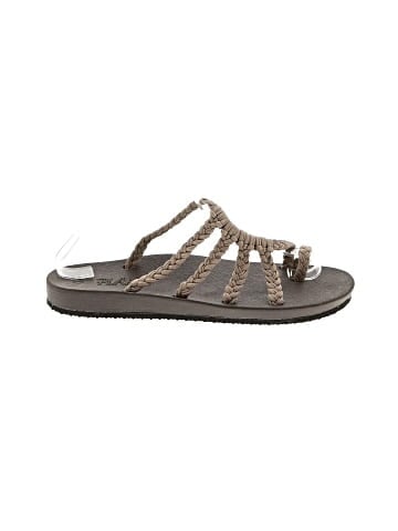 Plaka Sandals (view 1)