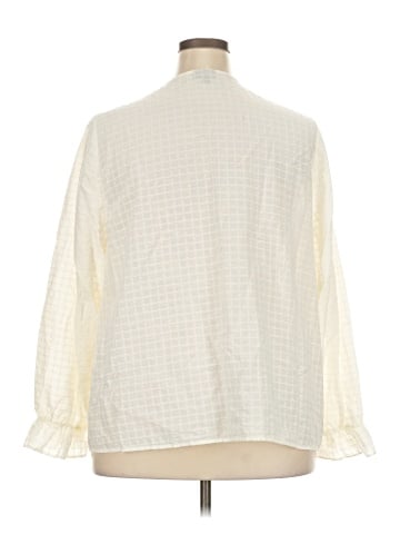 Torrid 3/4 Sleeve Blouse (view 2)