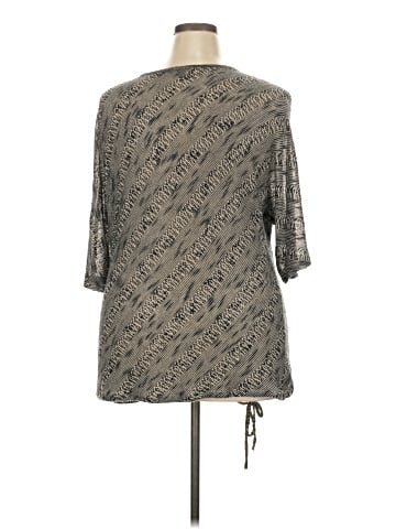 Lane Bryant 3/4 Sleeve T-Shirt (view 2)