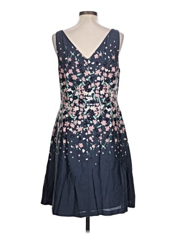 Ann Taylor LOFT Outlet Cocktail Dress (view 2)