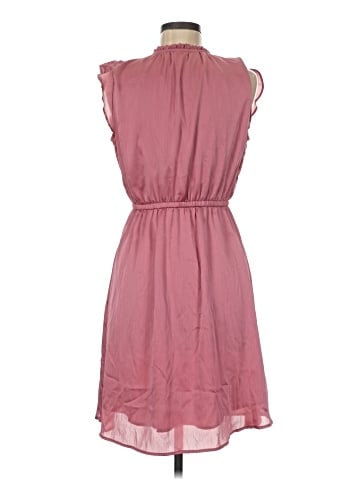 Old Navy Casual Dress (view 2)