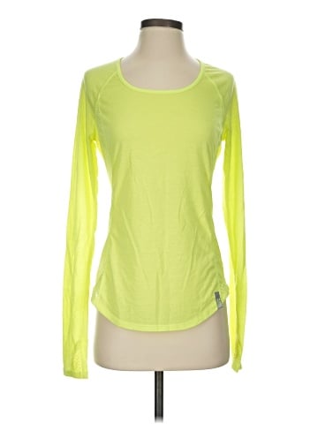 Under Armour Long Sleeve T-Shirt (view 1)